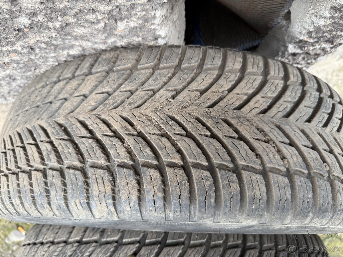 4ks celoroční pneu 195/65/15 Nokian Tyres Seasonproof 7,5mm - 5