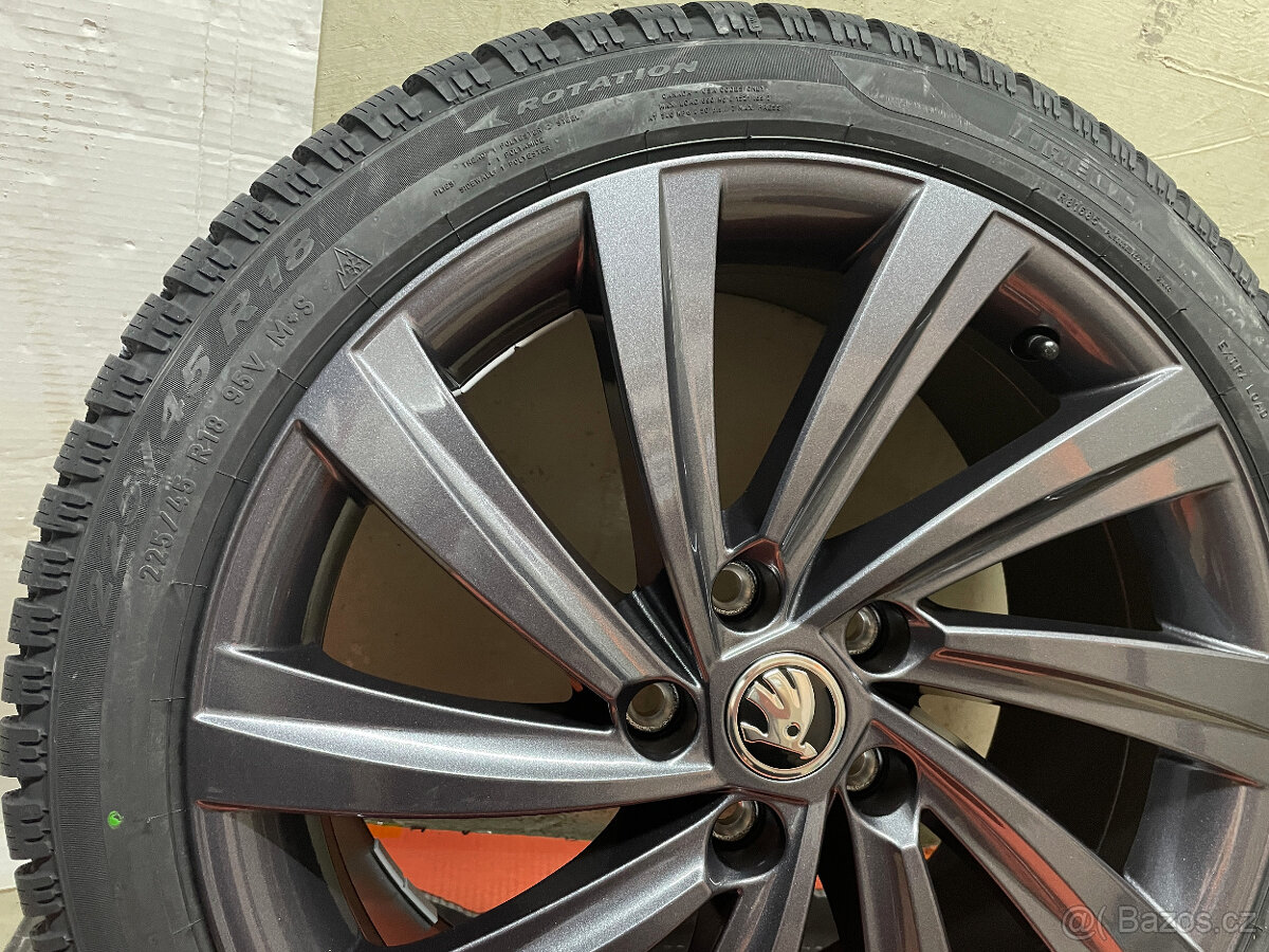 OCTAVIA 4 R18 NOVÁ ZIMNÍ SADA PERSEUS 225/45/18 95V 2024 - 5