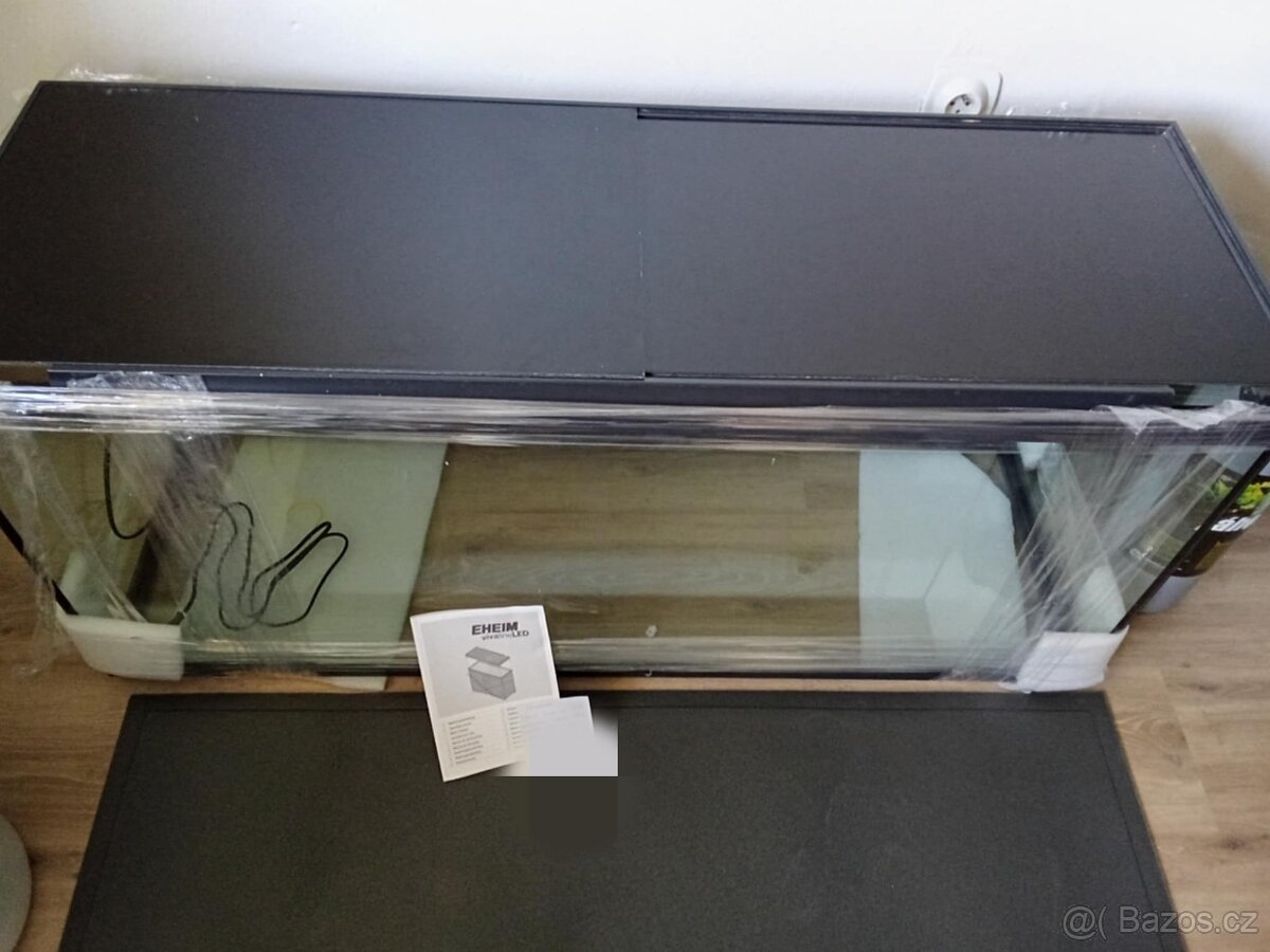 Komplet akvárium 240 litrový - 5