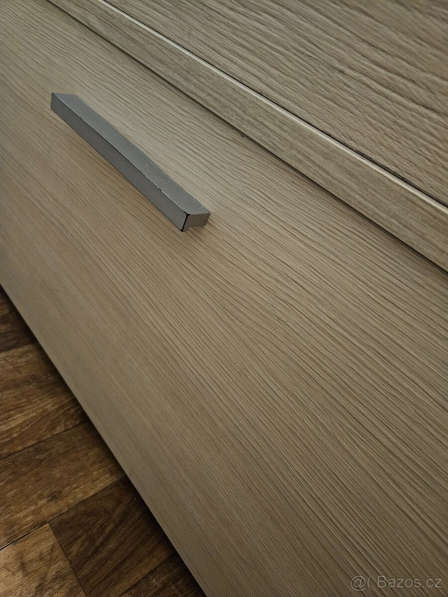 Botník se sedákem - 5