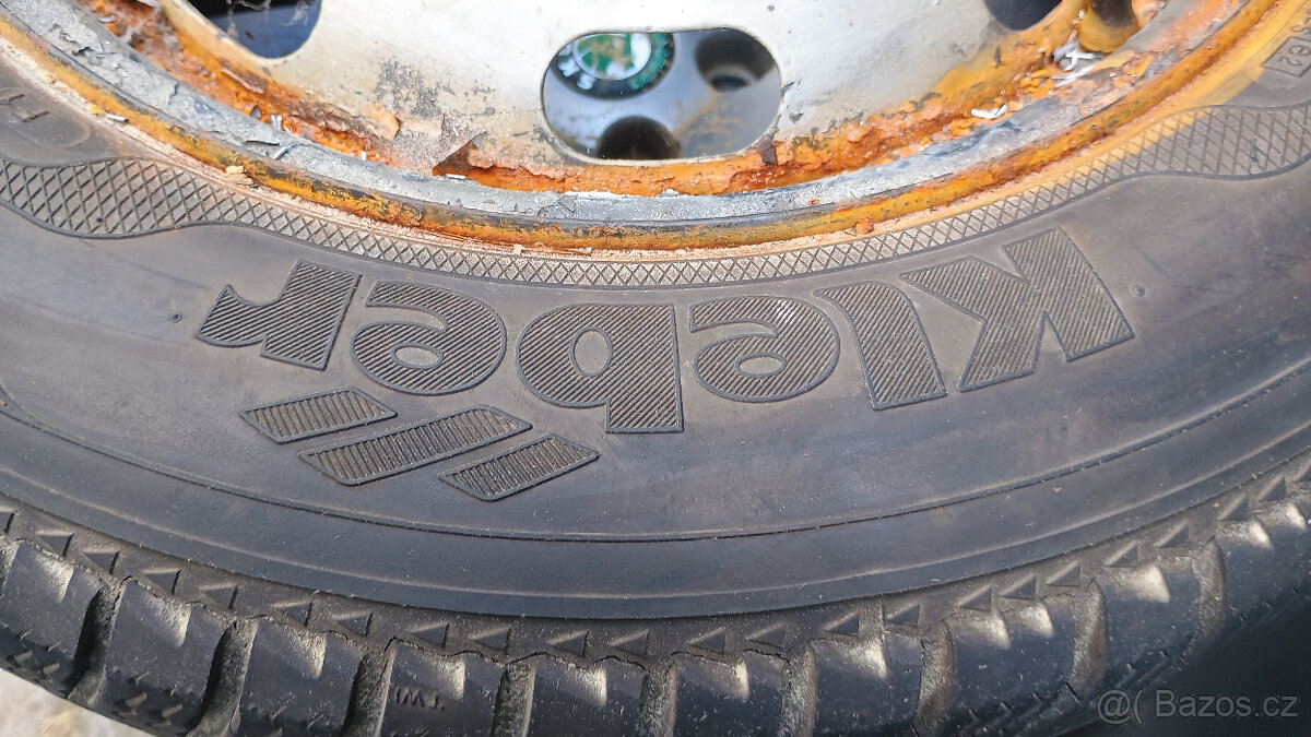 Zimní pneu 195/65 R15, 7mm, disk 4x108 (#099) - 5