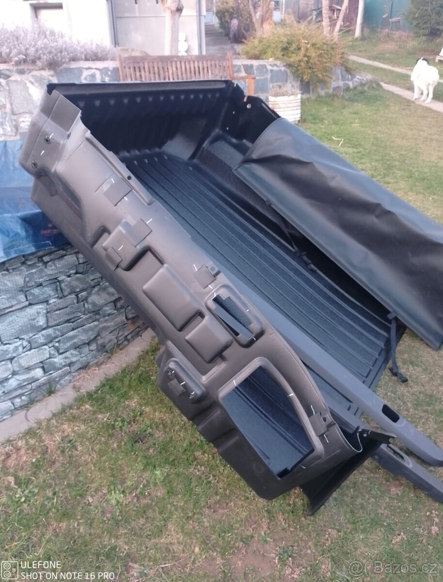 doplňky na Amarok (rám+vana+roleta) - 5