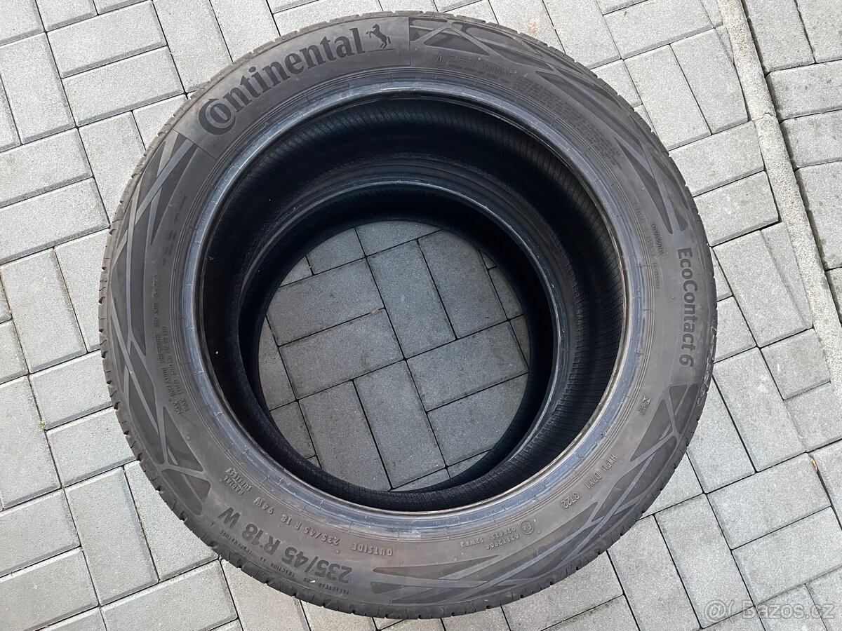 Letní 235/45/18 Continental - 5