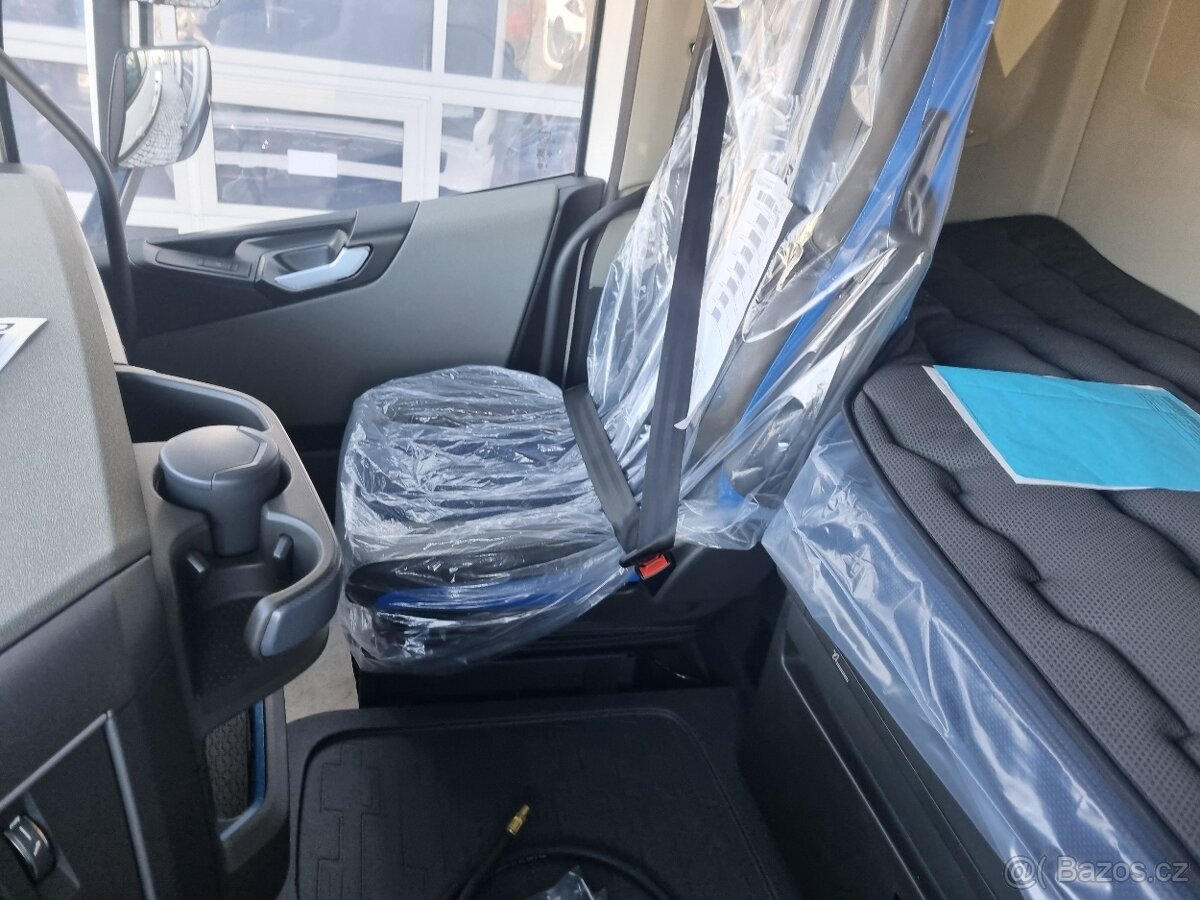 KONTEJNEROVKA VOLVO 6x4 MULTILIFT - 5