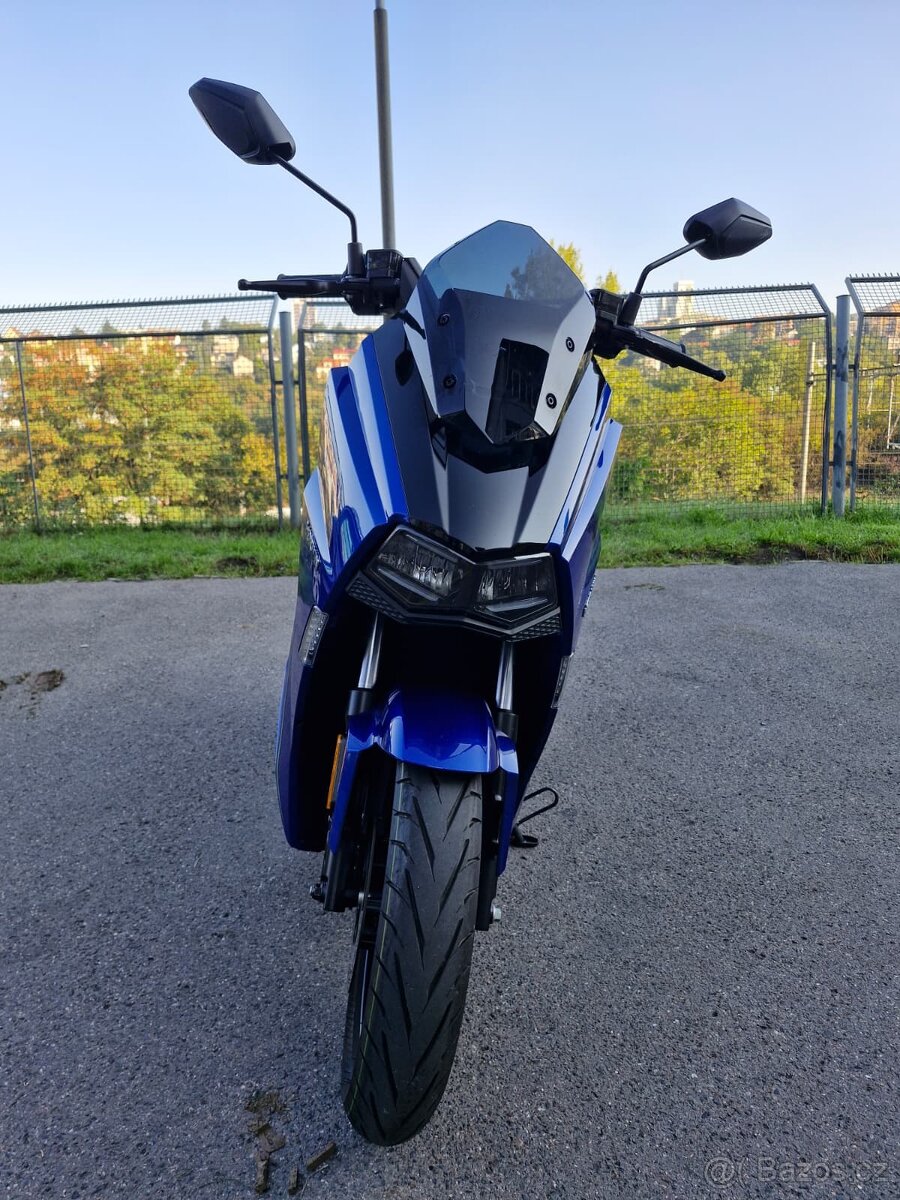 Horwin SK3 - předváděcí skútr - 5