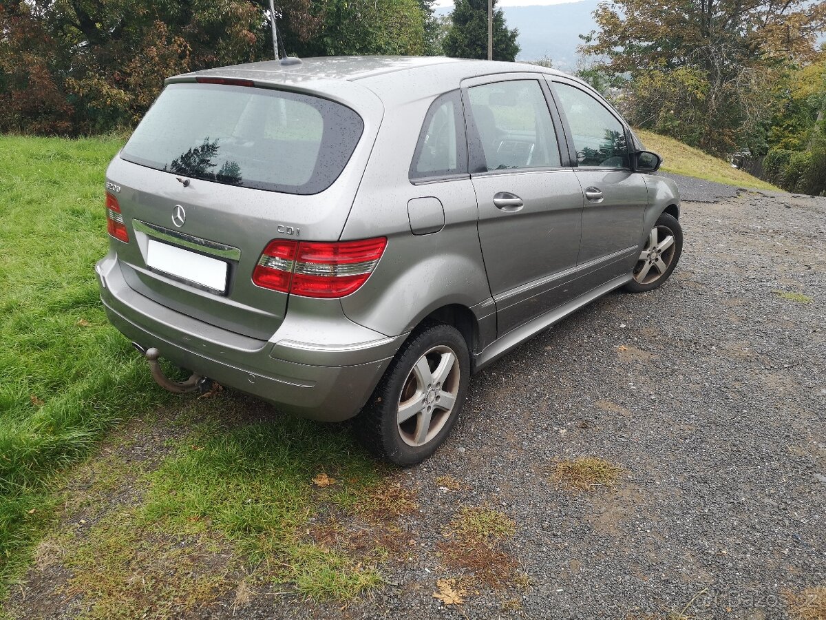 MERCEDES-BENZ B200 DIESEL 2008 TAŽNÉ KLIMA VÝHŘEV SEDAČEK - 5