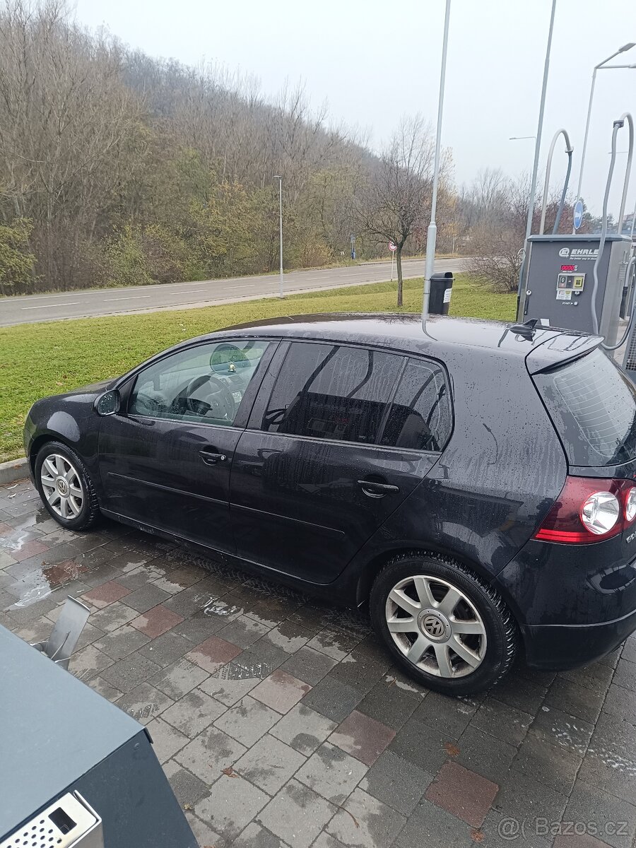 Volkswagen Golf 5 - 5
