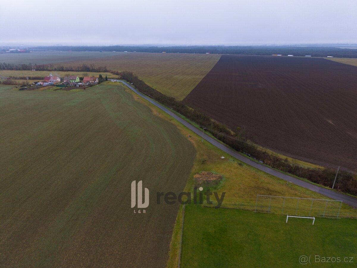Prodej stavebního pozemku 752 m², Pohořelice, ev.č. 00051 - 5