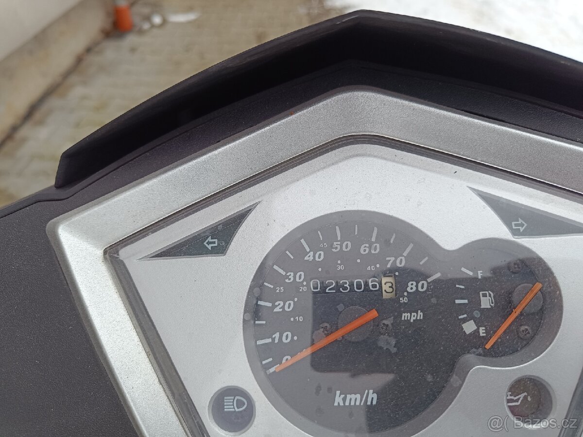 Maxon Ardour 50, dvoutakt - 5