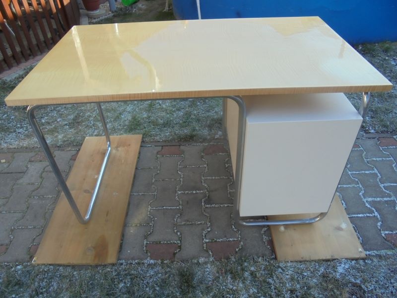 Chromovaný psací stůl - 5
