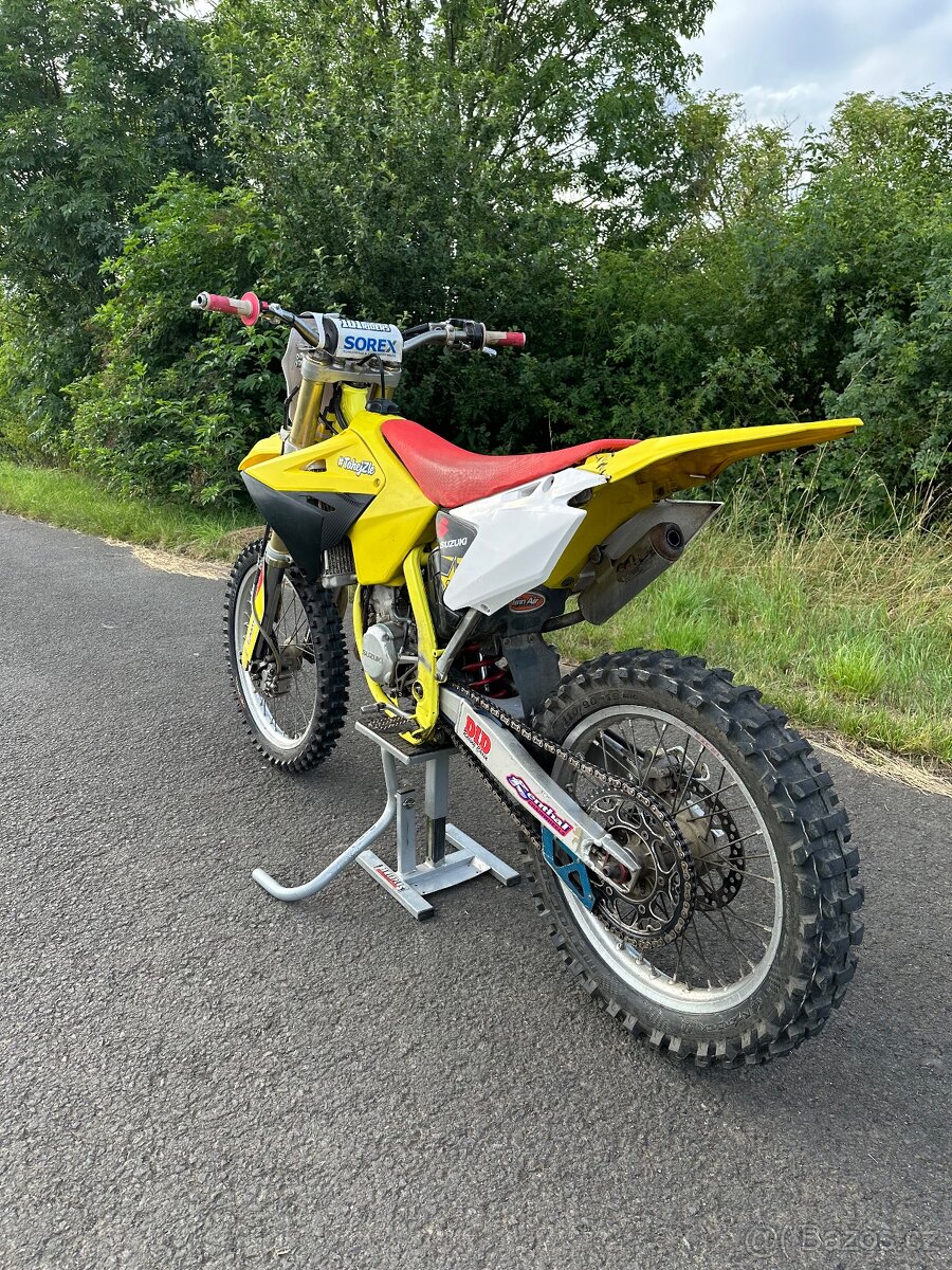 Suzuki rm 125