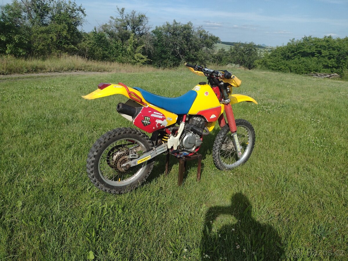 Suzuki Dr 350s