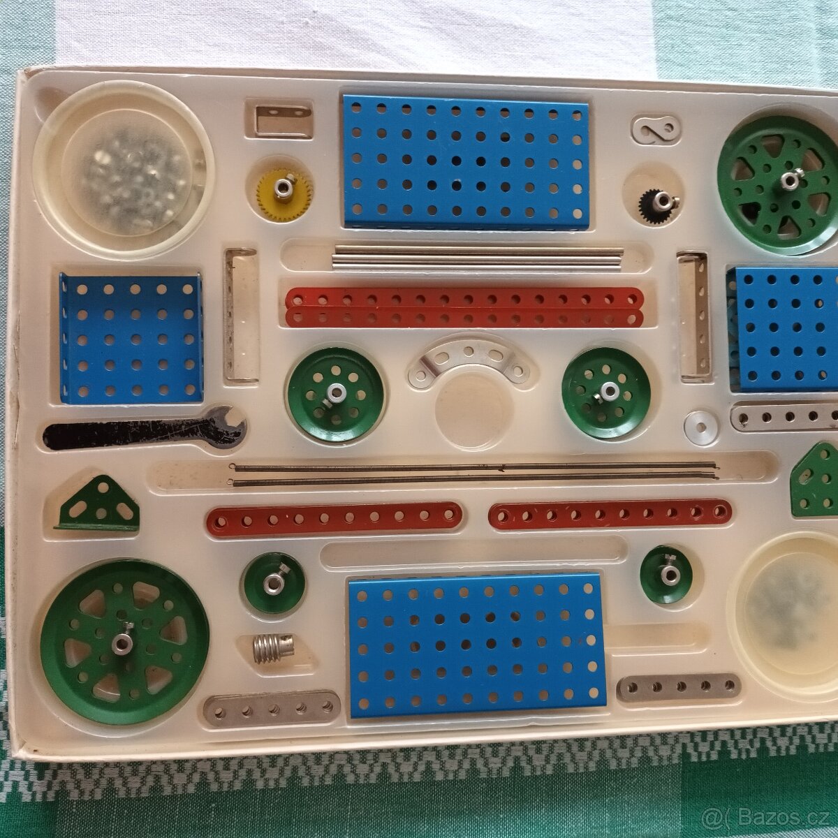 Ikonická konstrukční stavebnice MERKUR 7, z r. 1982 - 5