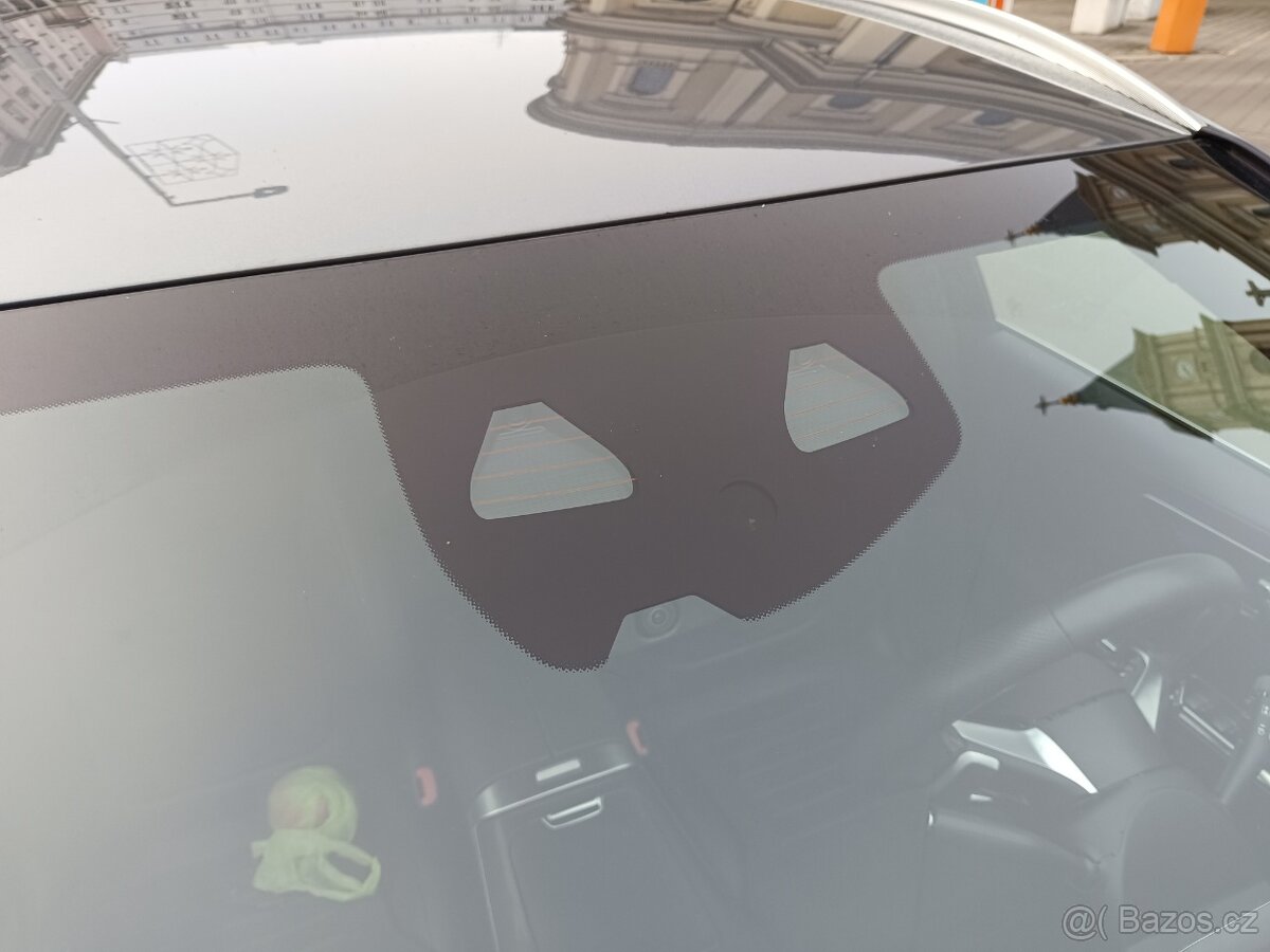 Mercedes C220d 147kw AMG line výmenim - 5