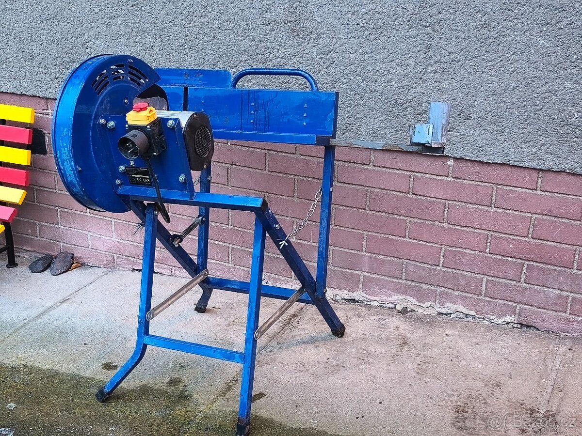 Prodám Kolébkovou pilu Einhell BT-LC 400 ... - 5