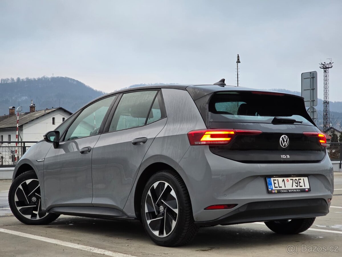 VW ID.3, 58 kWh, tepelné čerpadlo, servis VW - 5