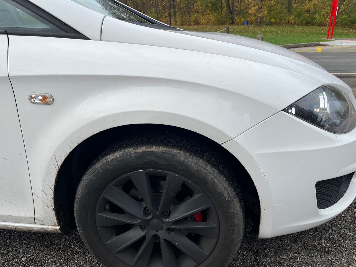 Seat Leon 1.2tsi rok 2012 77kw - 5