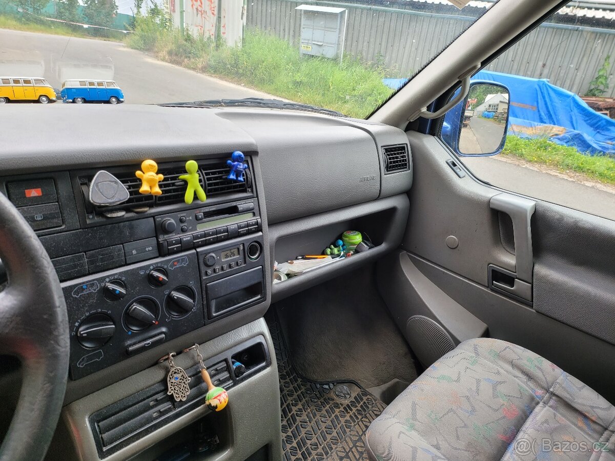 Prodam/Vyměním VW T4 Multivan 2.5 tdi 75 kw 7míst ORIGINAL - 5