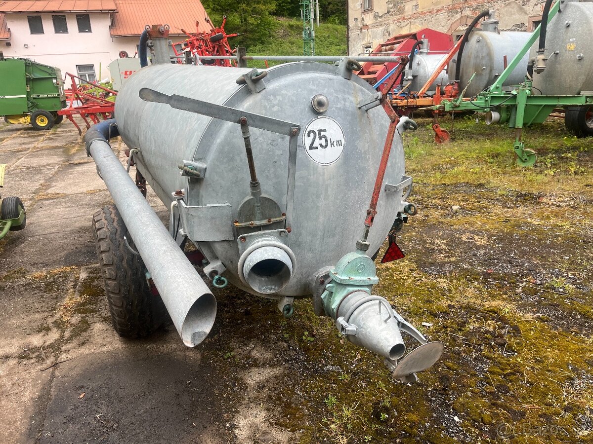 Fekální vůz 3 m3 - 5