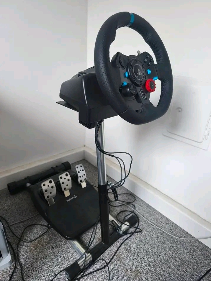 Volant Logitech +stojan+ GT7 - 5