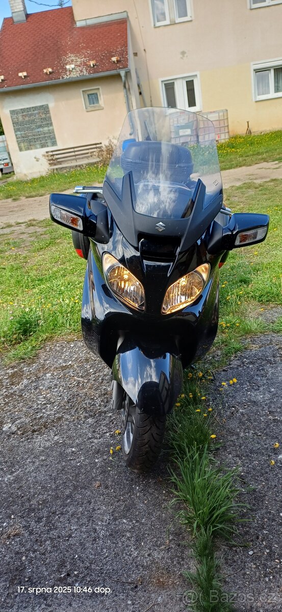 Suzuki Burgman 650 executive - 5