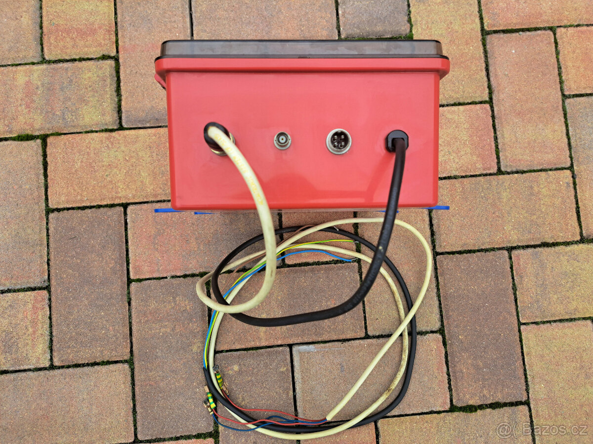 Prodám systém bezchlorové úpravy vody v bazénu - 5