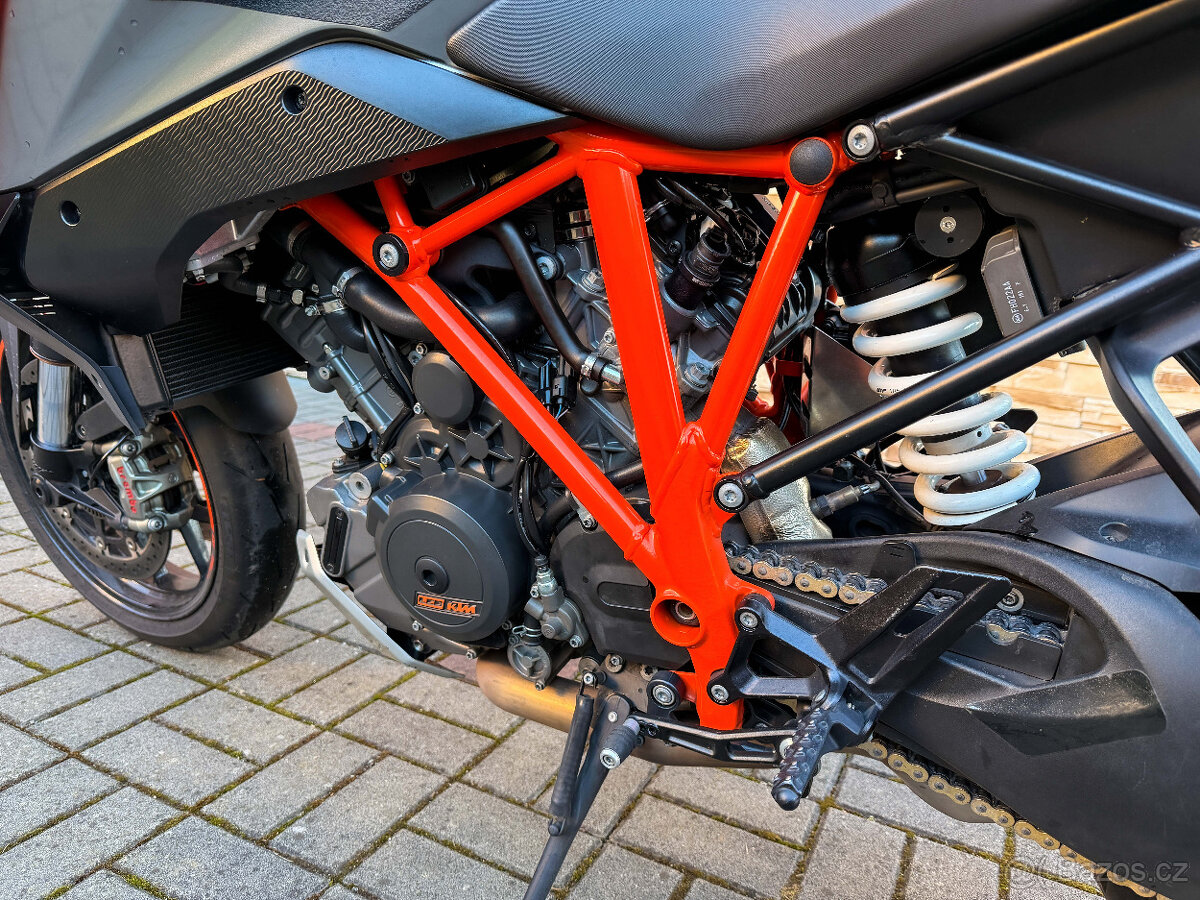 KTM Super Duke 1290 GT - 5