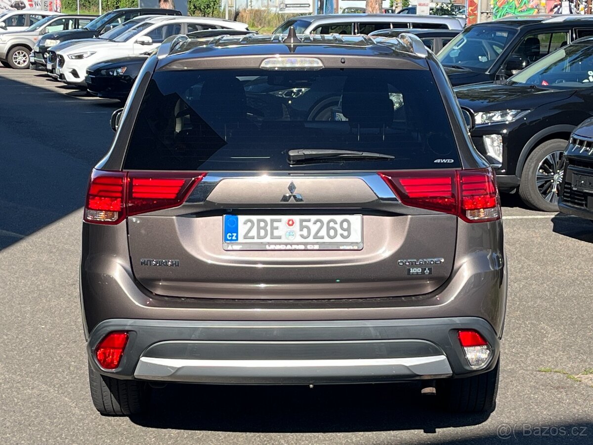 Mitsubishi Outlander 2,2 DI-D Intense+ AT - 5