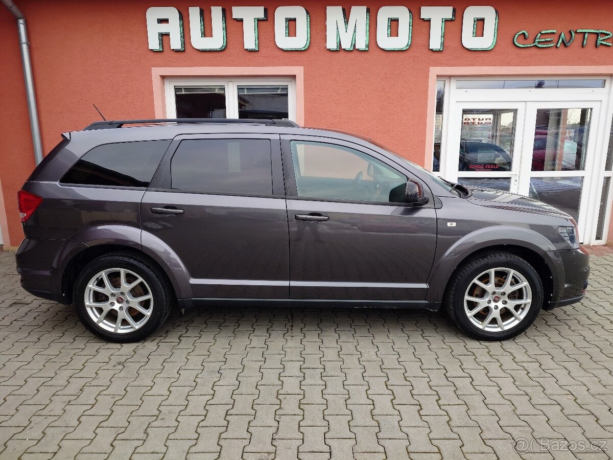 Fiat Freemont 2.0 Multijet Black Code 125kW - 5
