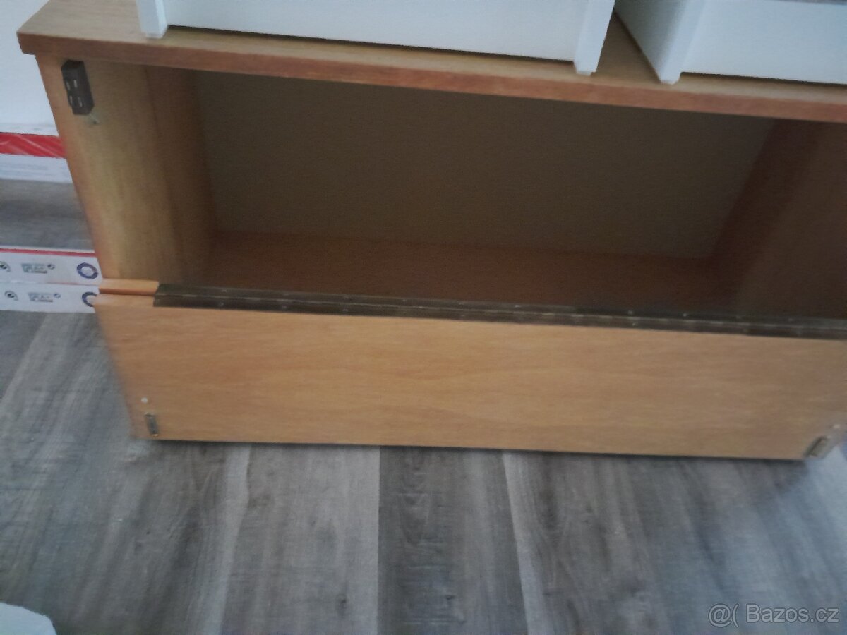 Sektorové skříňky za odvoz - 5