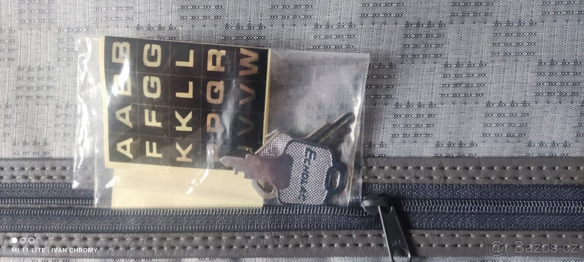 cestovní kufr s kolečkama - 5