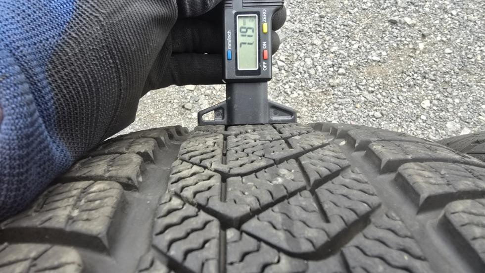 Zimní pneu 235/50/19 Pirelli - 5