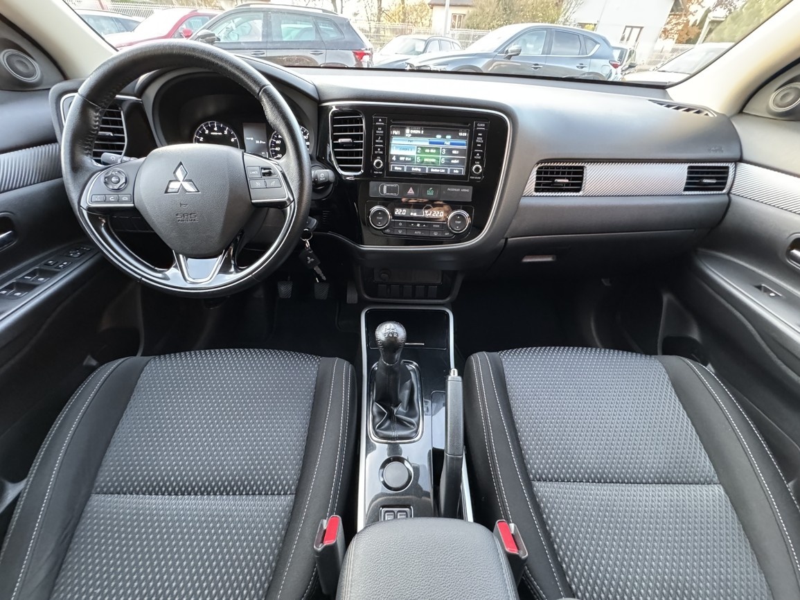 Mitsubishi Outlander 2.0i Mivec Edition Digi Klima Tempomat - 5
