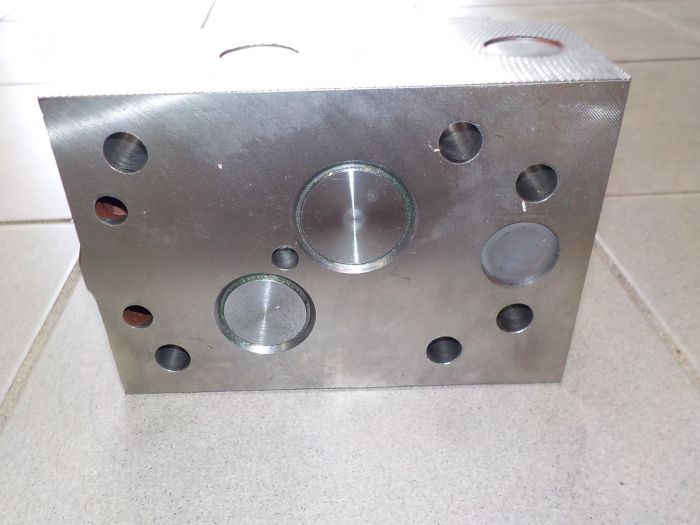 Hlava válce kompletní s ventily Zetor 3011, 4011 - 5