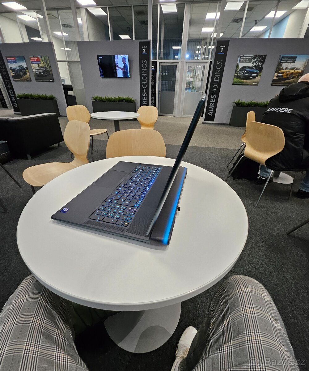 Alienware 18 Area-51m U7-255HX – 300Hz/2K TOP - 5