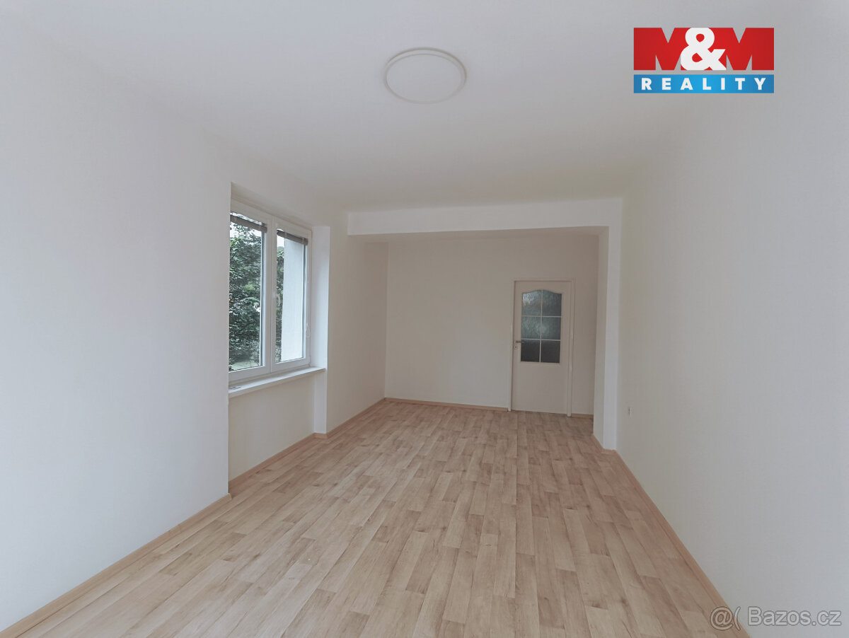 Pronájem bytu 2+1 s balkónem v Ústí n. L., ul. Bratří Čapků - 5