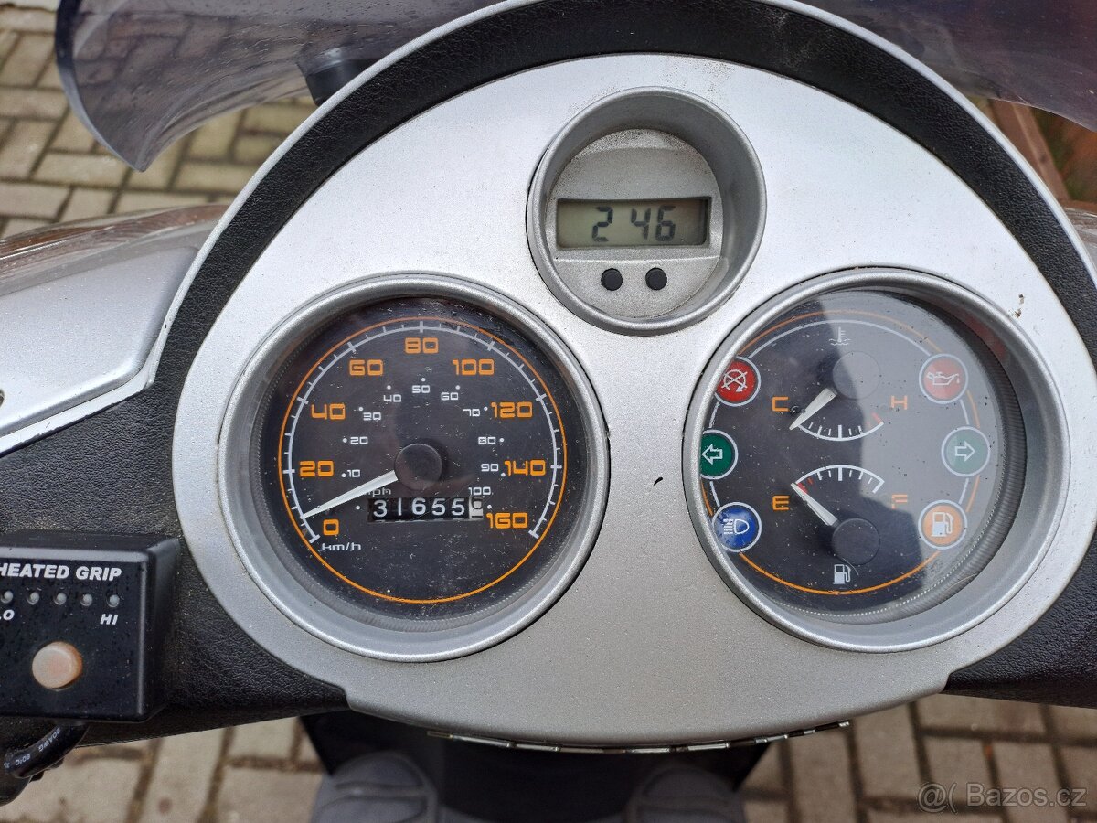 Piaggio Carnaby 125 - 5