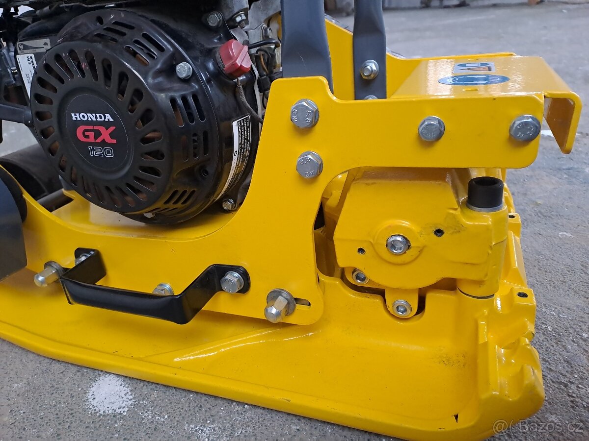 Vibrační deska Bomag BP 10/36 - 2 - 5