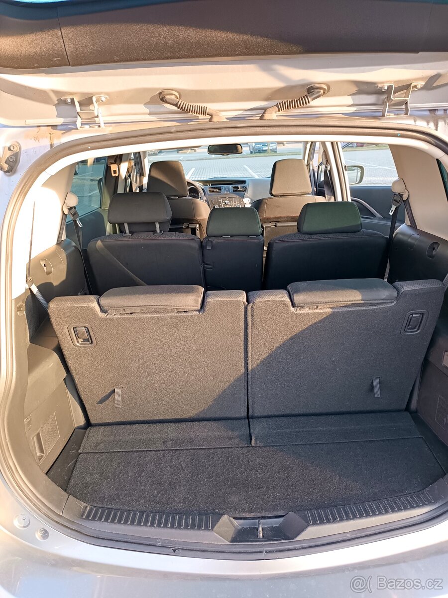 Mazda 5. 1,8. 85kW. 2013 - 5