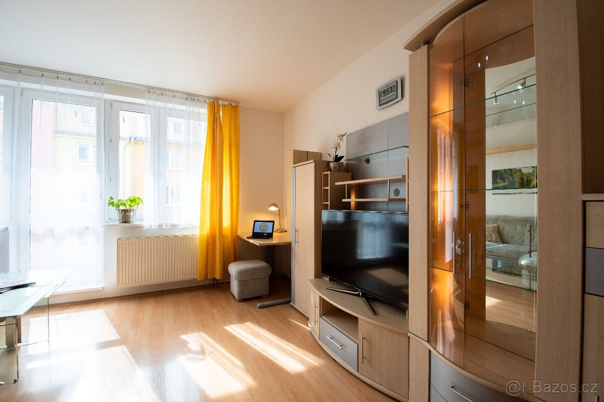 Moderní stylová obývací stěna s podsvícením - 5