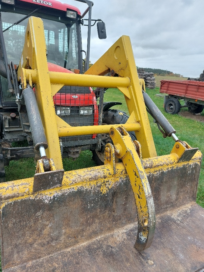 Zetor Proxima 7441 s PTR nástavbou - 5