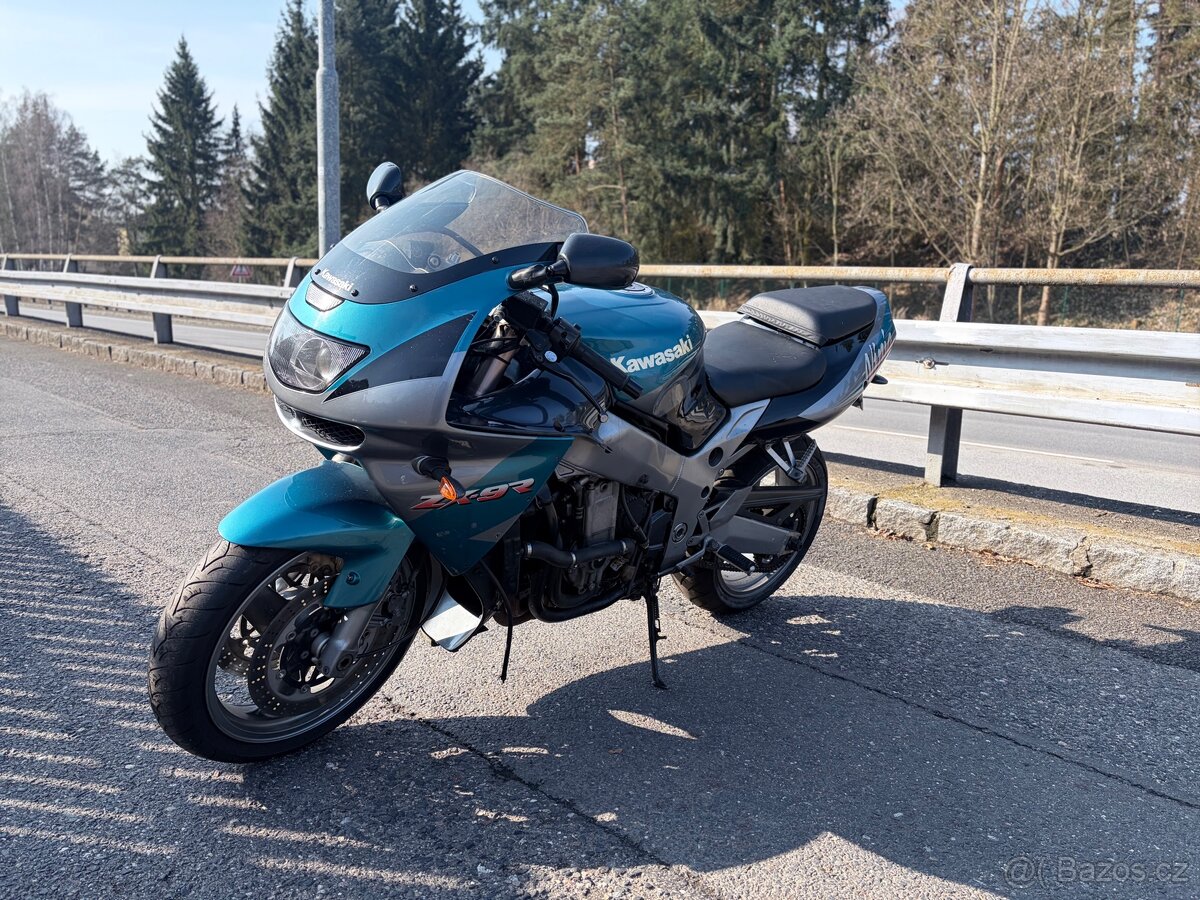 Kawasaki zx9r - 5