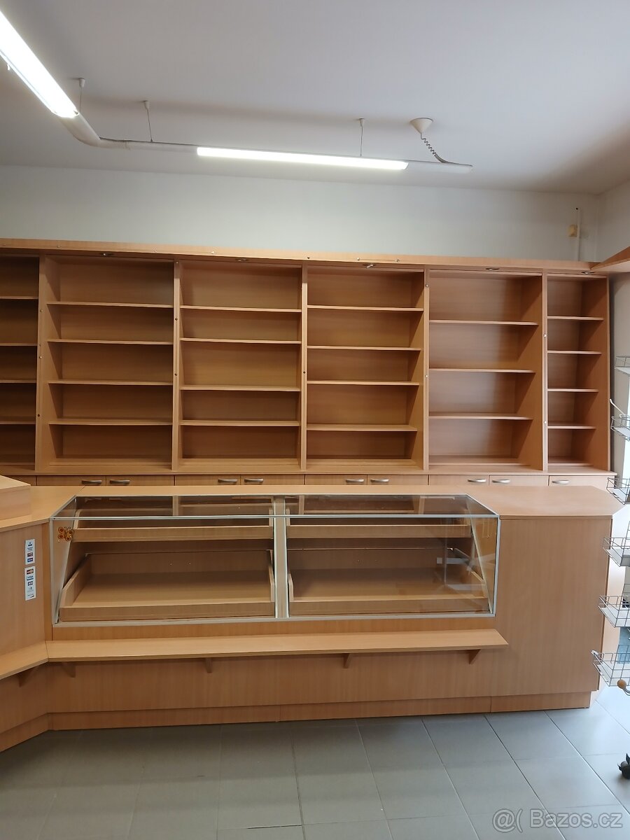 Regál, prodejní pult - 5