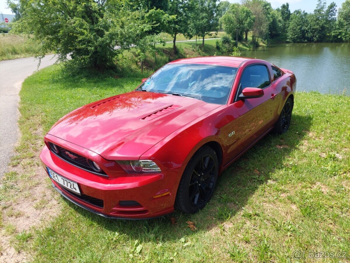 Ford mustang 5.0 GT automat. - 5