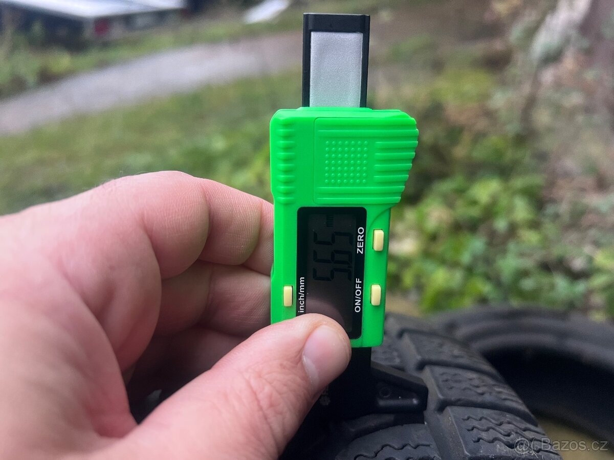 Prodám Zimní Pneu 185/55r15 - 5