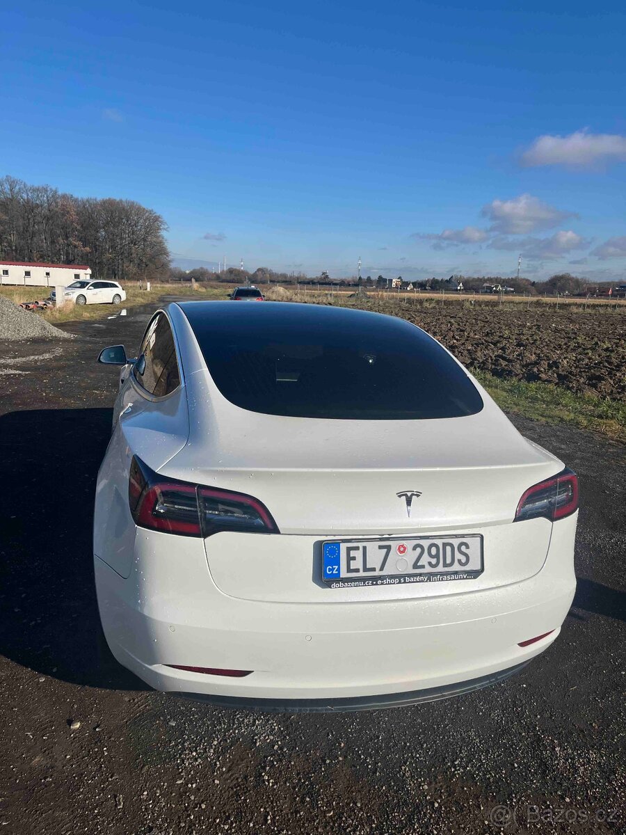 Tesla Model 3 SR+, zdarma nové pneu - 5