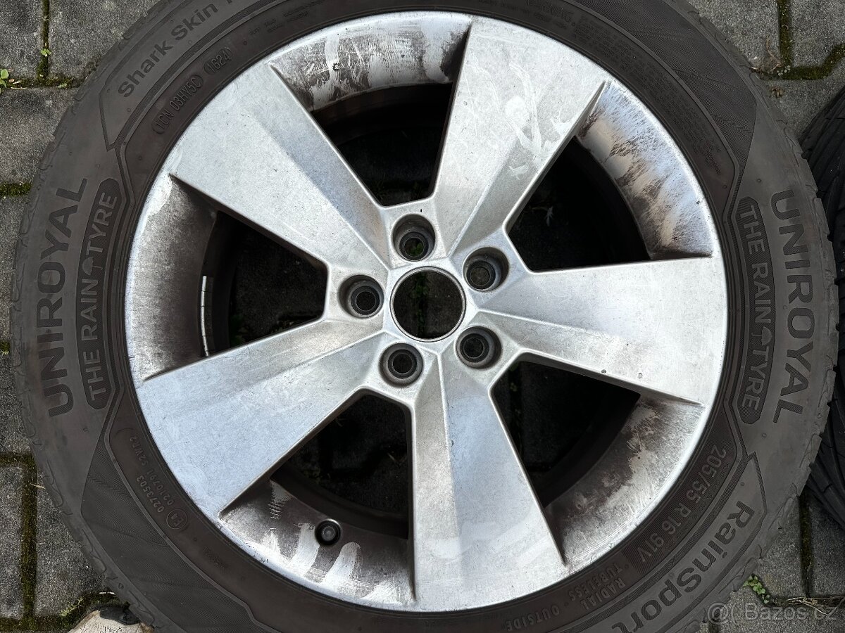 ŠKODA ORIGINÁL ALU - 205/55 R16 - 5