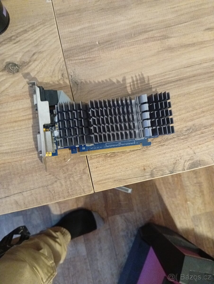 Prodám náhradní díly - 5