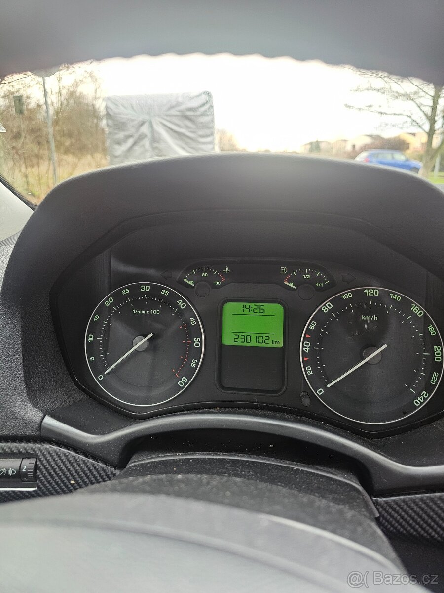 Škoda Octavia II 1.9 TDI (BJB) – LED, Nová STK, Android - 5