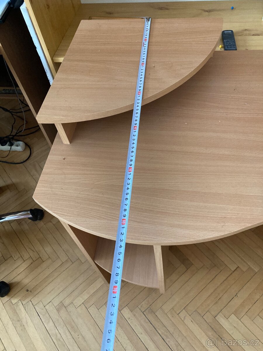 Pracovní stůl - 5